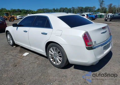 2014 Chrysler 300C Awd from USA, damaged, VIN 2C3CCAKT5EH128694